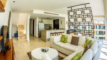 Hotel Elements 214 2 Bedroom Condo By Redawning Playa del Carmen